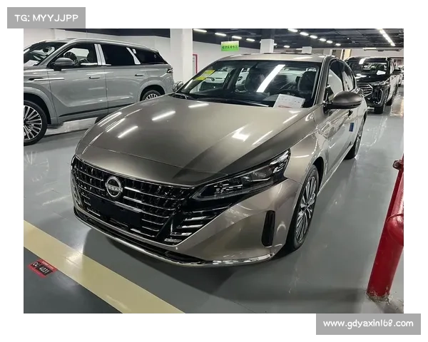 东风日产天籁2024款2.0XE真心版,家用舒适又省油 东风日产天籁2024款2.0XE真心版,家用舒适又省油